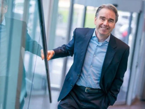 Wilbert Mooren volgt Nico Cusell op als notaris